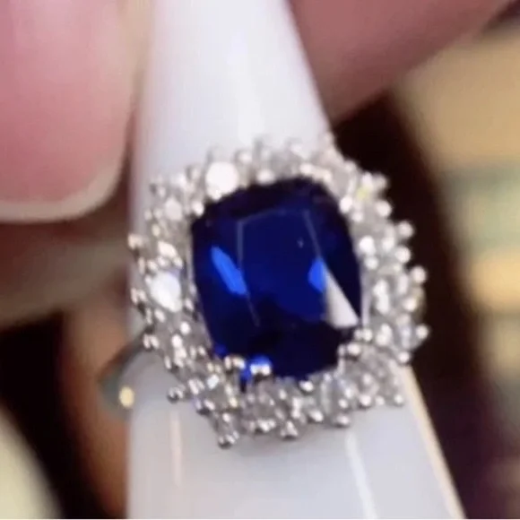 NWT Ryze Party Sapphire , White Frost CZ .925 Sterling Silver Ring - Size 5 - Picture 2 of 3